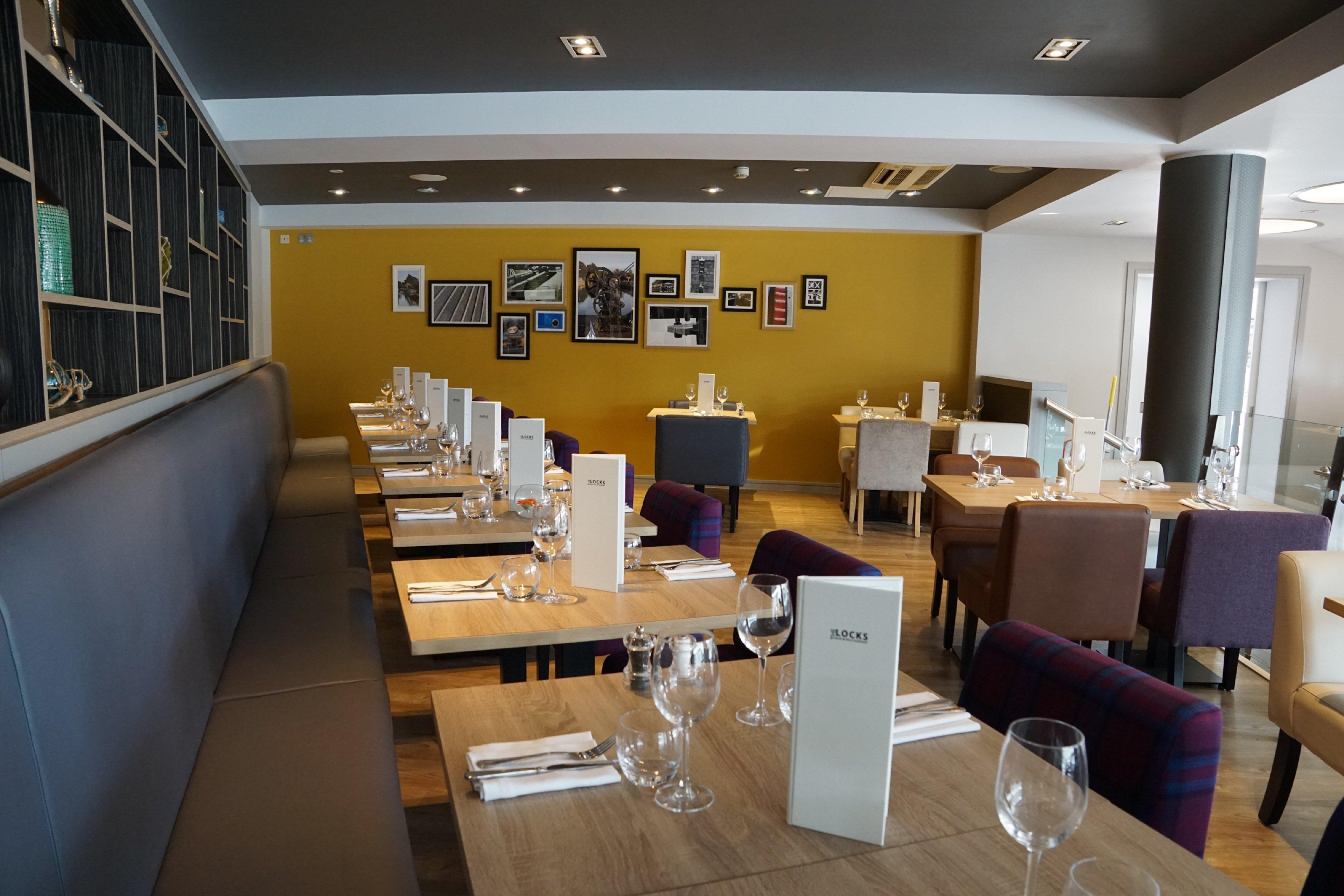 Holiday Inn Ellesmere Port/Cheshire Oaks By Ihg Exterior photo