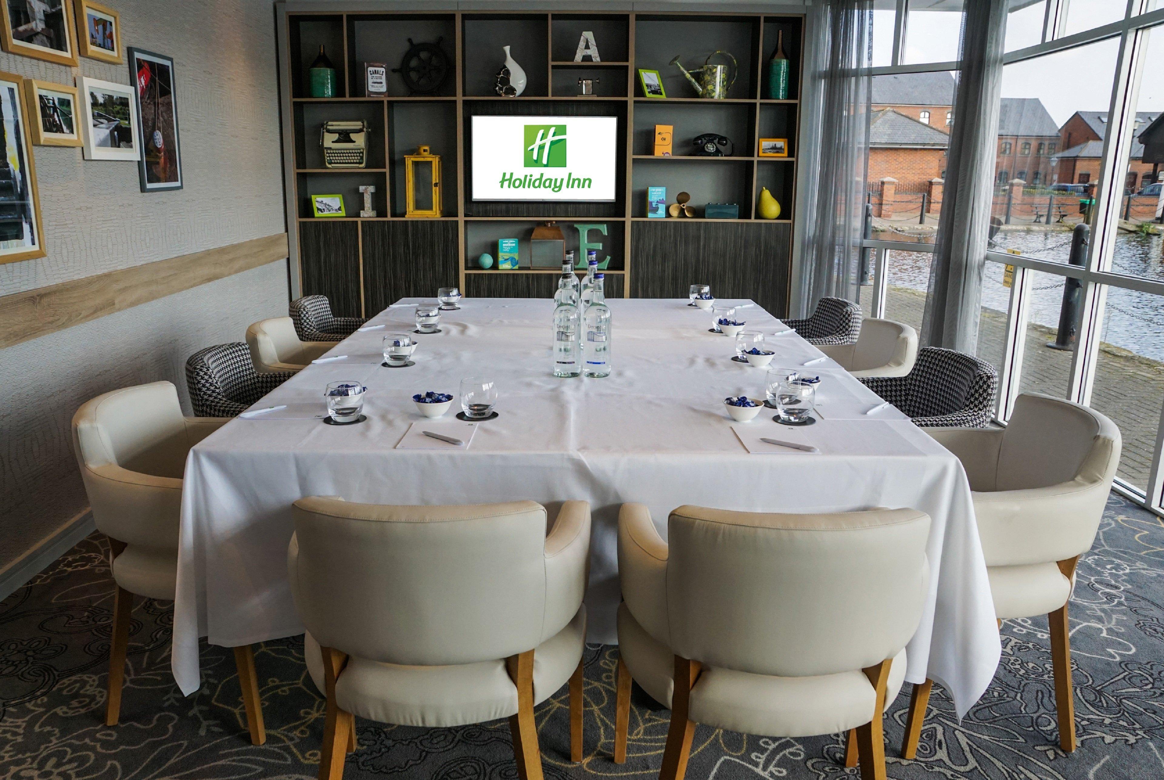 Holiday Inn Ellesmere Port/Cheshire Oaks By Ihg Exterior photo